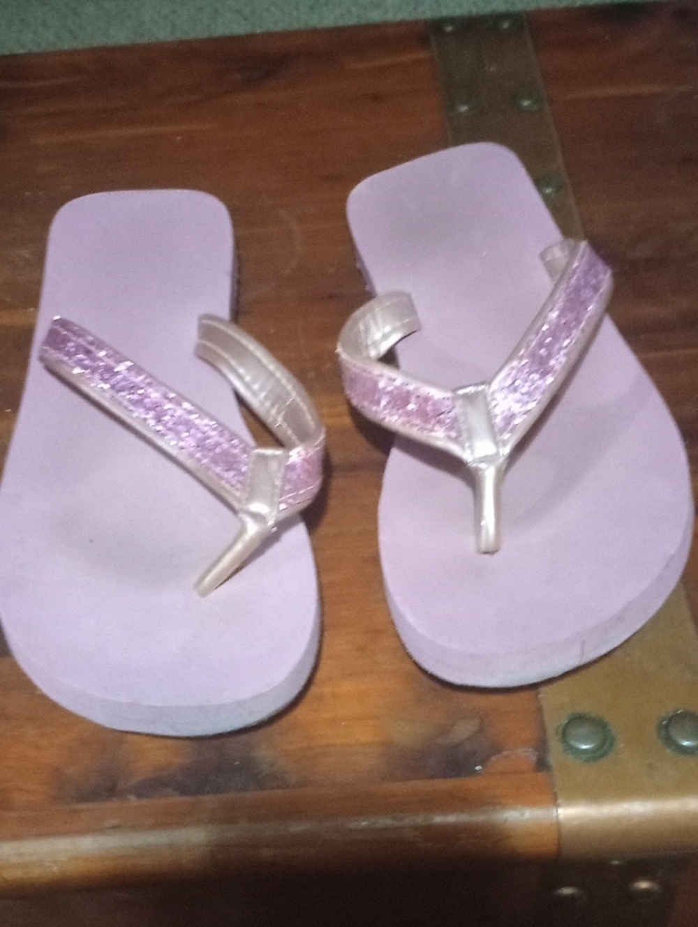 Lilac Glitter Strap Women’s Flip Flops